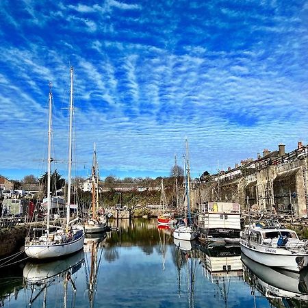 Stunning Yacht Sea Lion In Charlestown Harbour, Cornwall Hotel Exterior photo